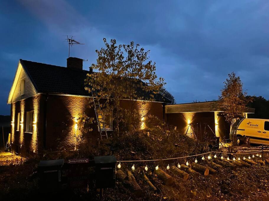 Modernt & Rymligt Sommarhus Pa Landet- Bubbelpool Villa Eskilstuna Eksteriør billede