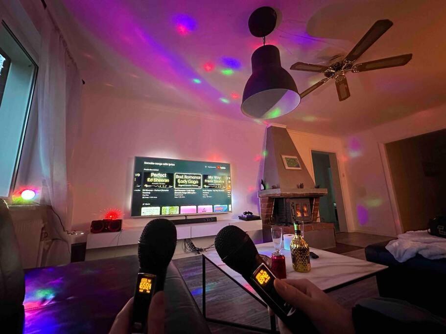Modernt & Rymligt Sommarhus Pa Landet- Bubbelpool Villa Eskilstuna Eksteriør billede
